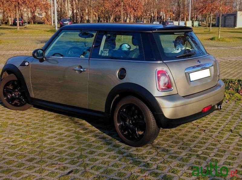 2008' MINI Cooper D photo #3