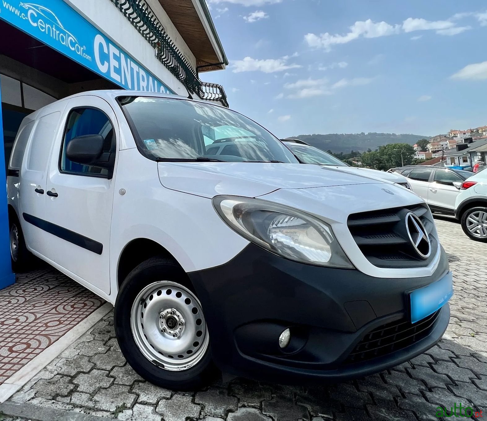 2014' Mercedes-Benz Citan photo #2