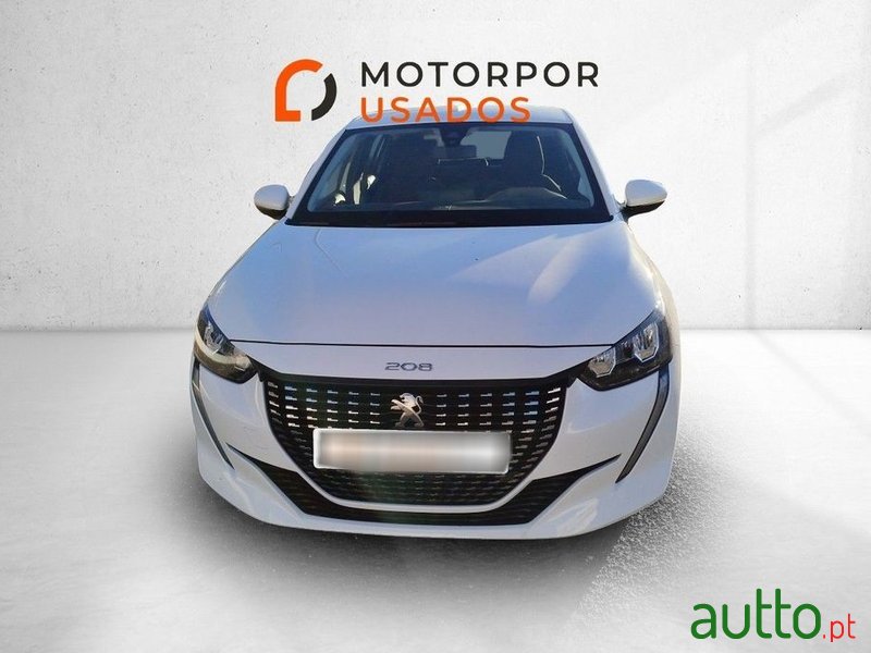 2021' Peugeot 208 photo #2