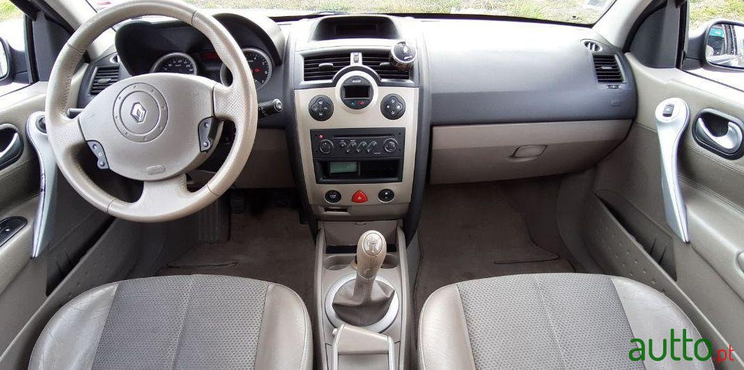 2003' Renault Megane photo #1