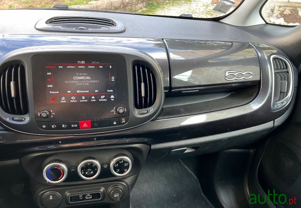 2018' Fiat 500L photo #5