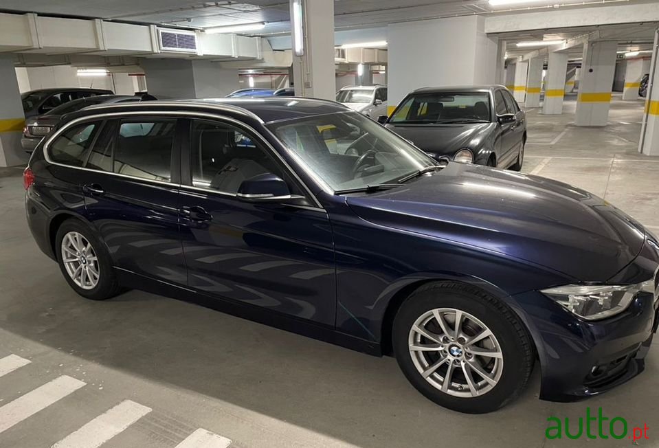 2017' BMW 320 photo #3