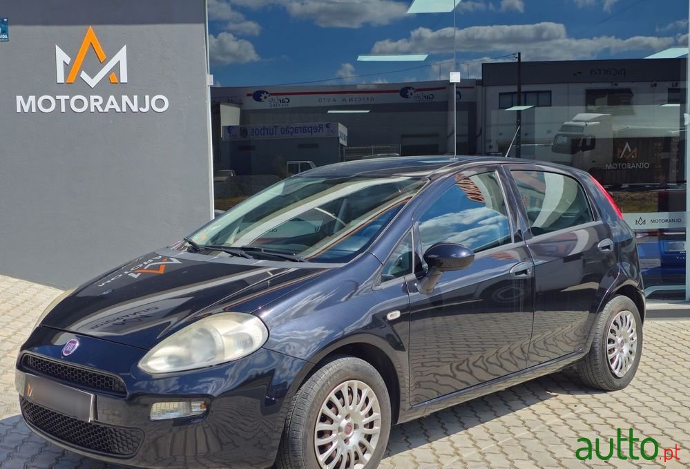 2018' Fiat Punto 1.2 Easy S&S photo #1