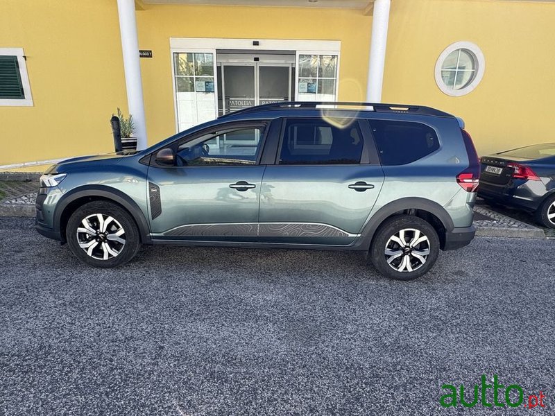 2024' Dacia Jogger photo #4