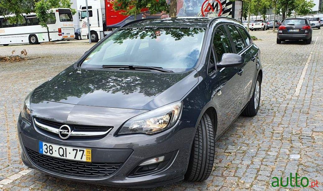2015' Opel Astra Sports Tourer photo #2