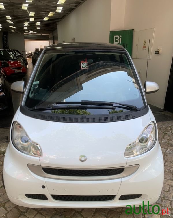 2009' Smart Fortwo Passion photo #2