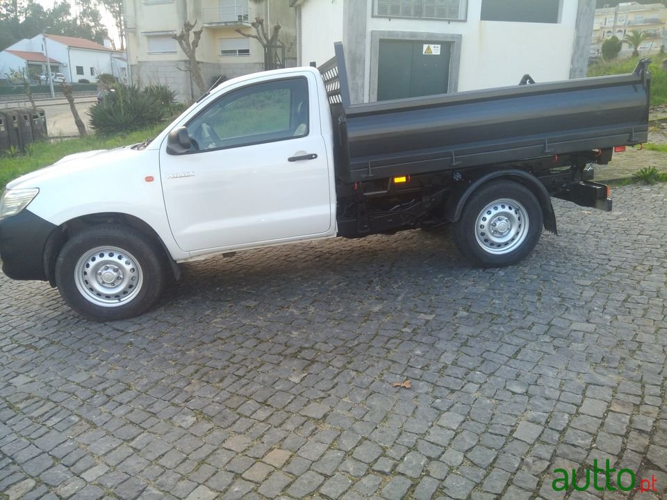 2016' Toyota Hilux photo #1