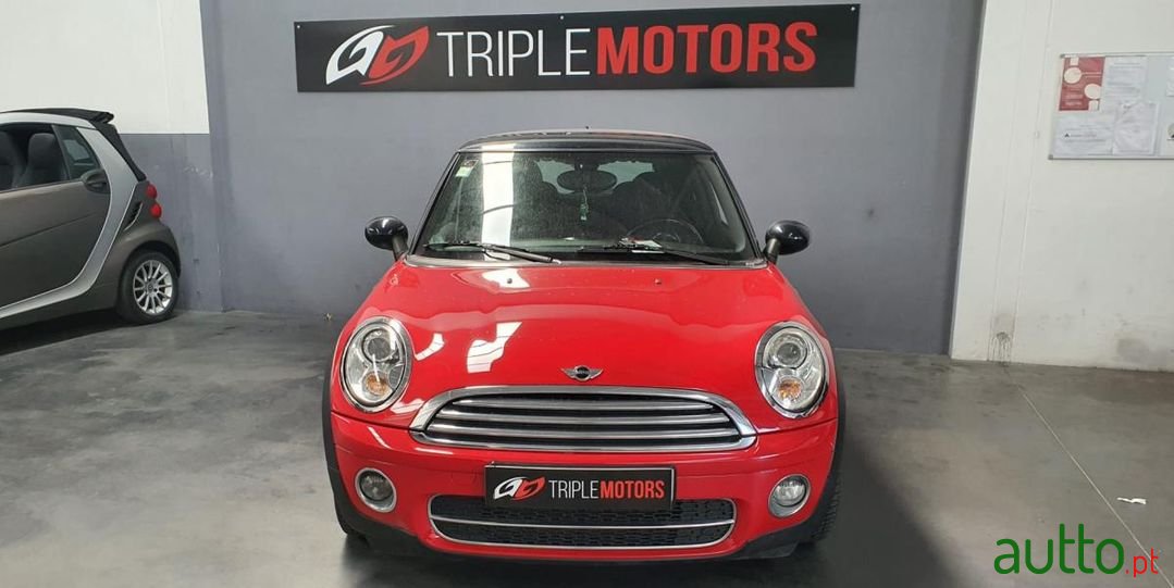 2009' MINI Cooper photo #2