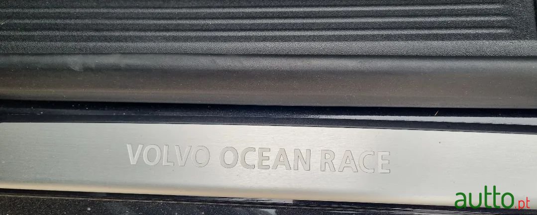 2015' Volvo V40 photo #2