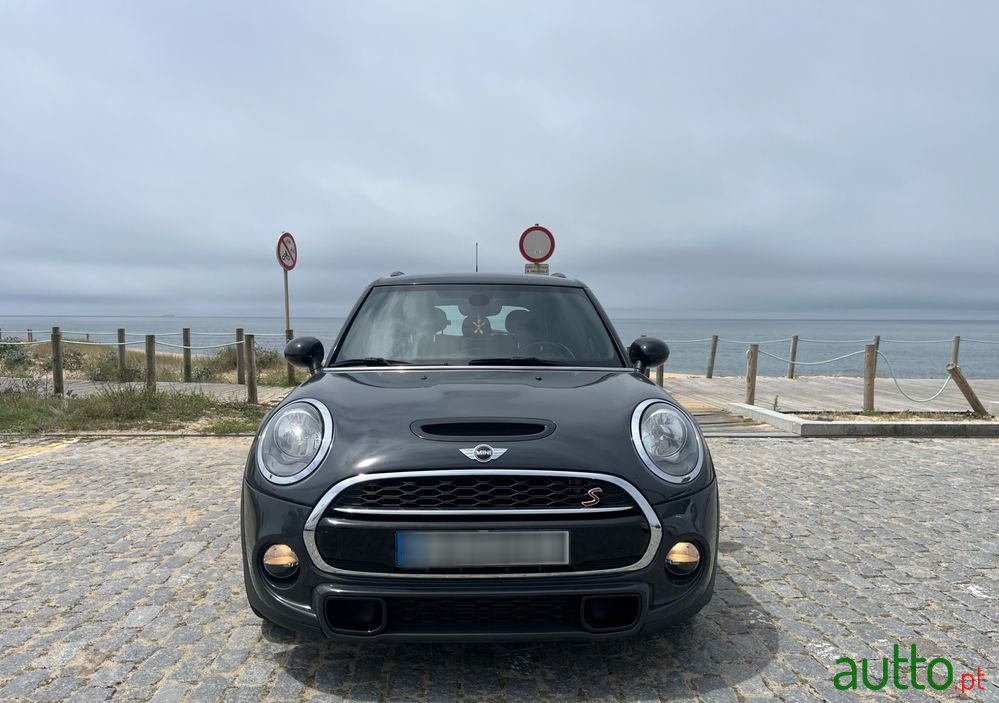 2016' MINI Cooper photo #3