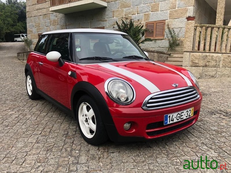 2008' MINI Cooper photo #1