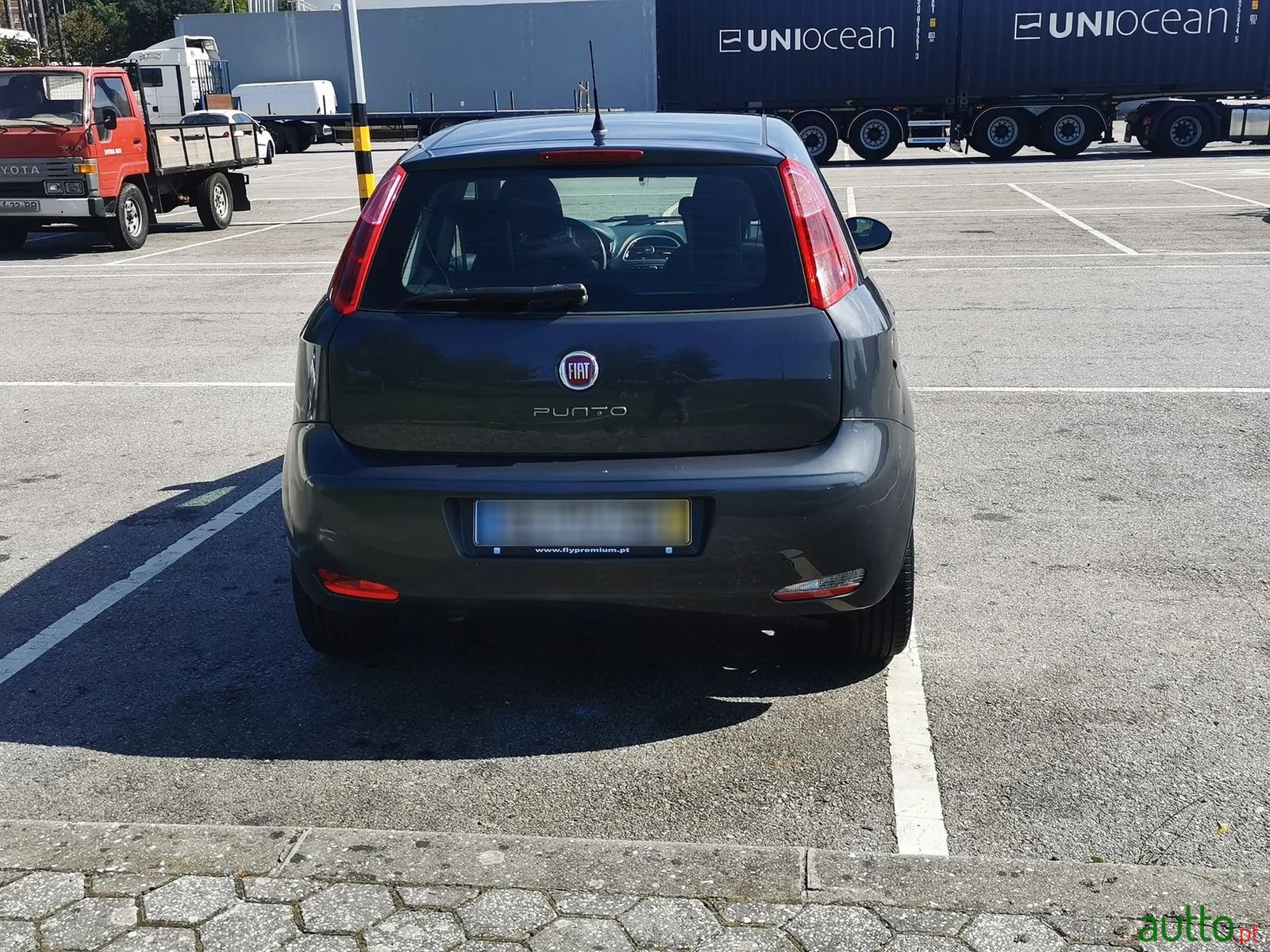 2015' Fiat Grande Punto photo #6