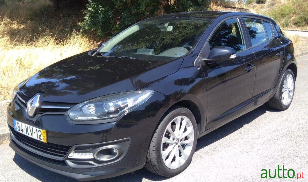 2015' Renault Megane photo #2