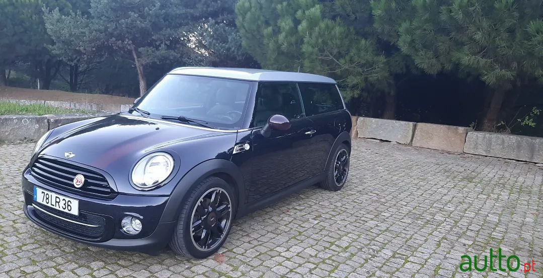 2011' MINI Clubman photo #1