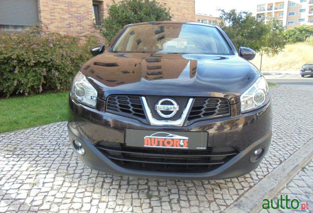 2013' Nissan Qashqai 1.5 dCi 360 photo #3