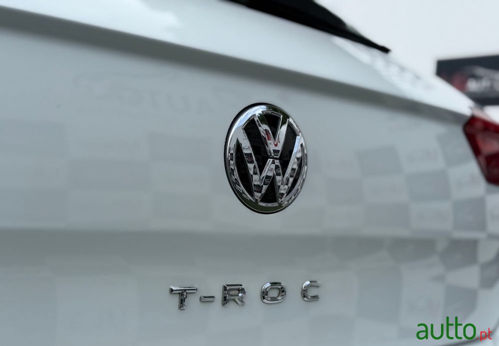 2019' Volkswagen T-Roc 1.6 Tdi Style photo #6