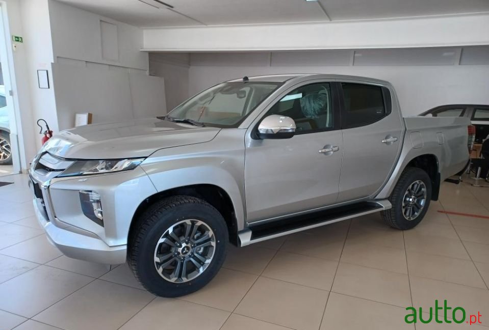 2021' Mitsubishi L200 photo #6