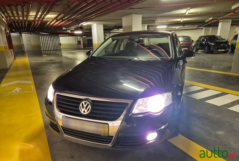 2007' Volkswagen Passat 2.0 Tdi Confortline photo #2