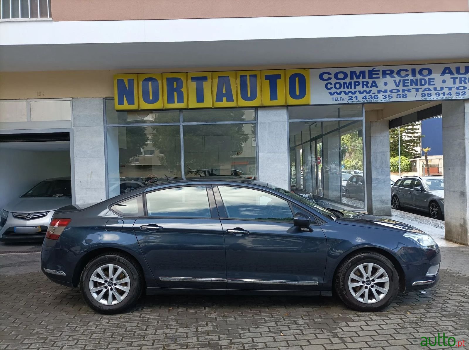 2011' Citroen C5 photo #1