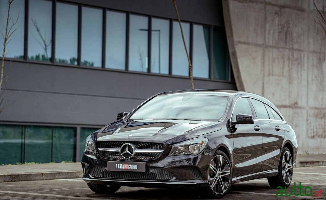 2016' Mercedes-Benz Cla-180 photo #1
