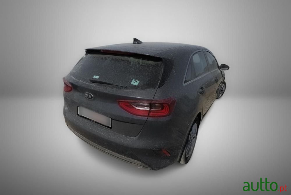 2023' Kia Ceed 1.0 T-Gdi Urban photo #2