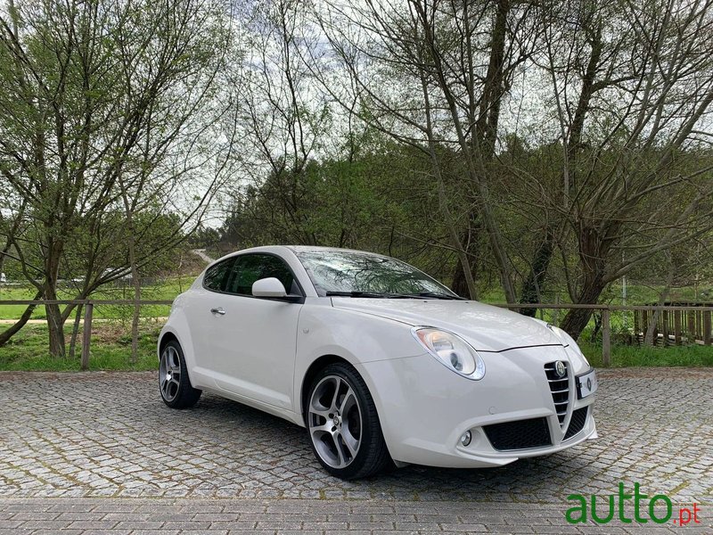 2010' Alfa Romeo MiTo photo #1