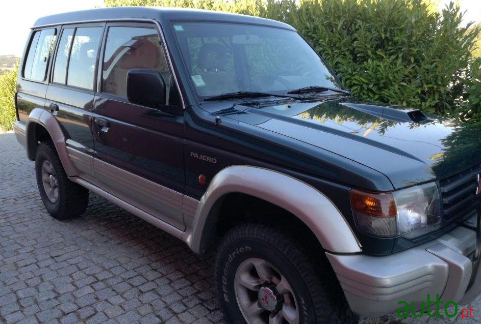 1997' Mitsubishi Pajero Gls photo #3