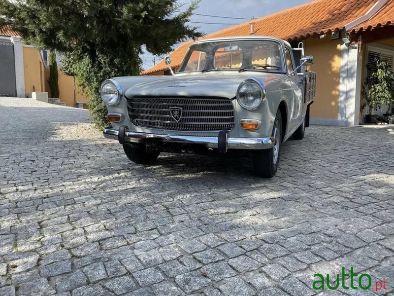 1974' Peugeot 404 photo #2