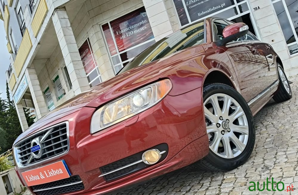 2010' Volvo S80 2.0 D Momentum photo #1