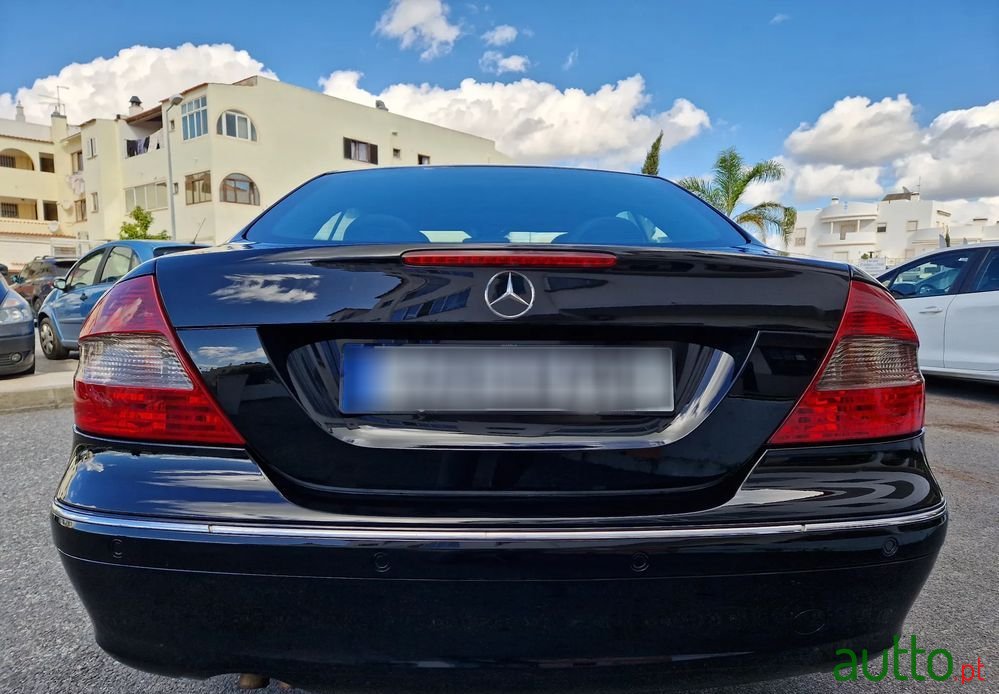 2005' Mercedes-Benz CLK 220 photo #4