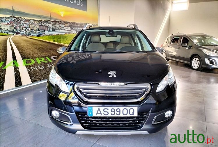 2014' Peugeot 2008 photo #2