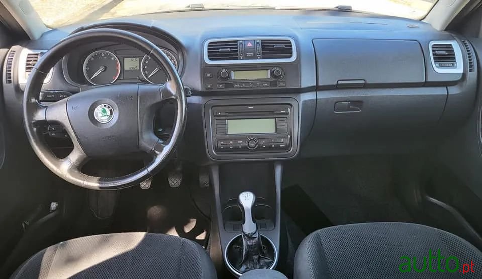 2008' Skoda Fabia 1.4 Tdi Elegance photo #3