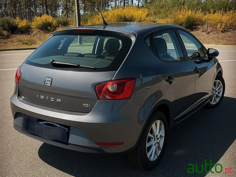 2014' SEAT Ibiza 1.2 Tdi Style photo #2