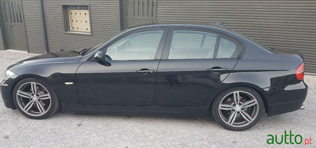 2005' BMW 320 Ver-D photo #2