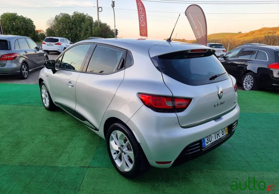 2017' Renault Clio photo #5