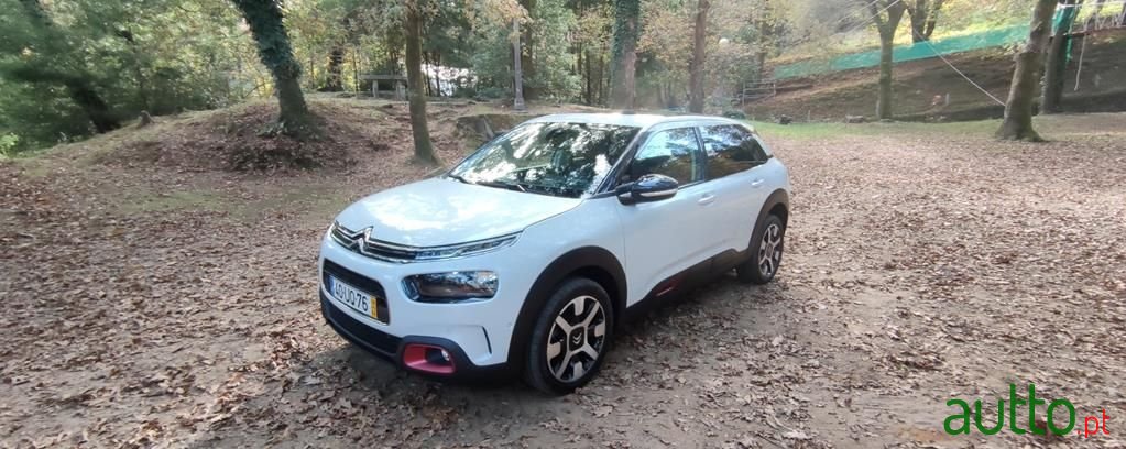 2018' Citroen C4 Cactus photo #3