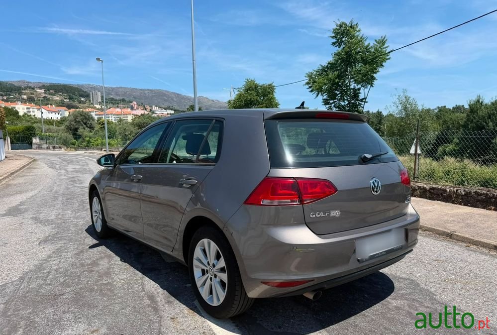 2016' Volkswagen Golf photo #5