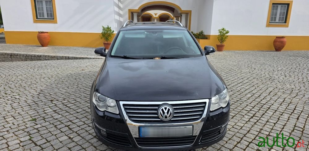 2006' Volkswagen Passat photo #3