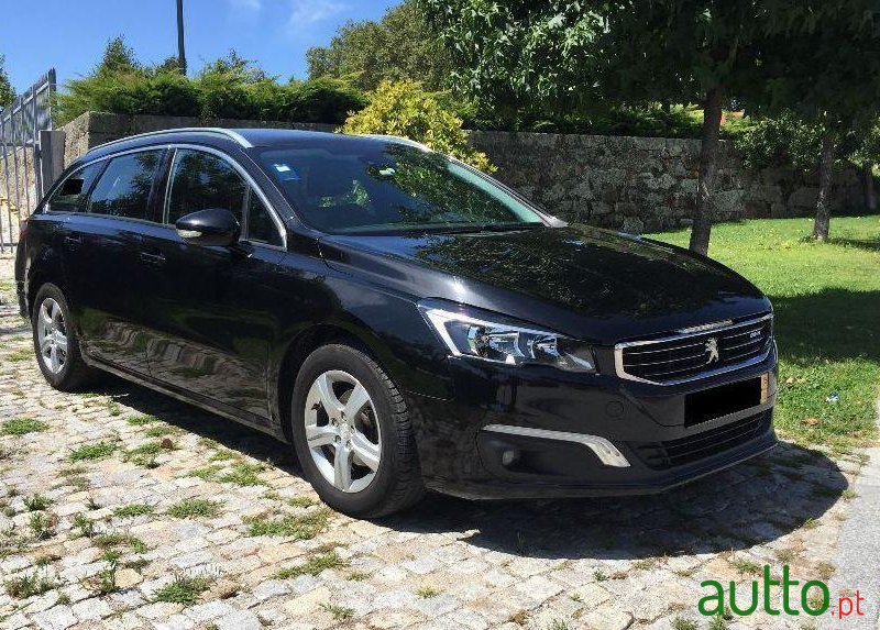 2015' Peugeot 508 Sw photo #2