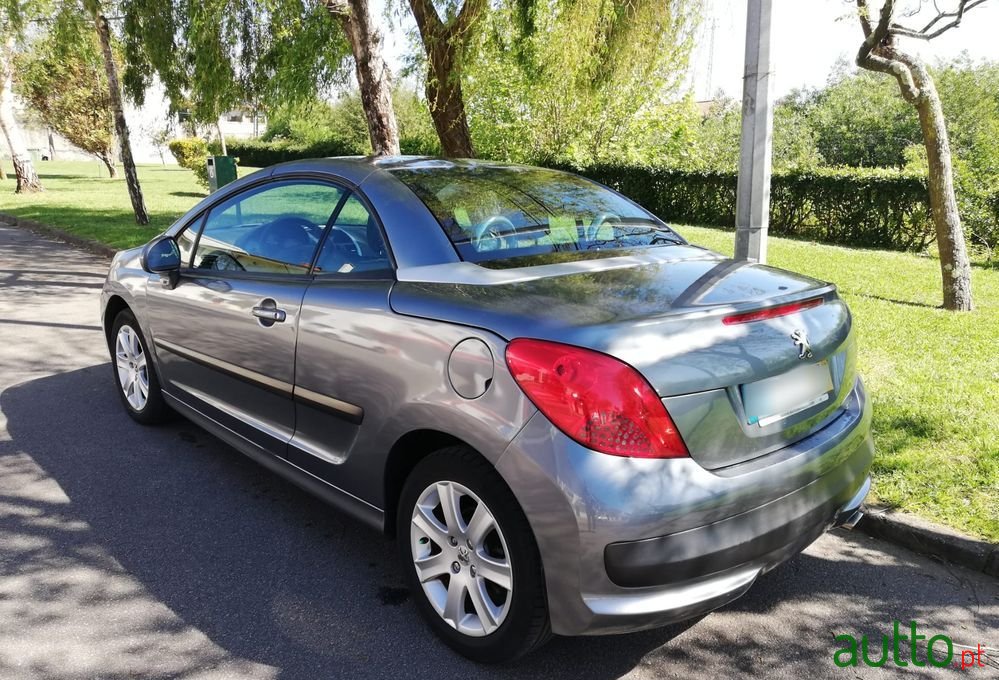 2007' Peugeot 207 1.6 16V photo #2