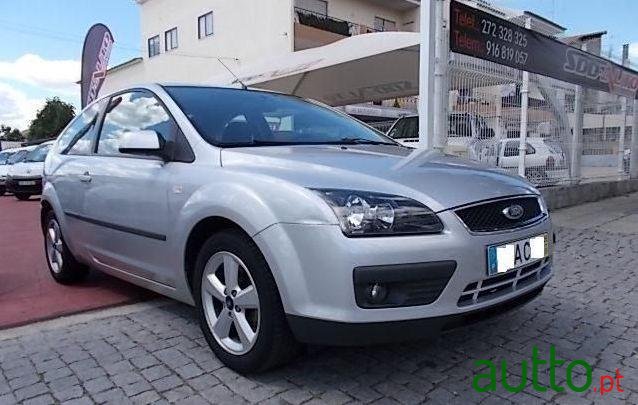 2005' Ford Focus 1.4 16V Sport photo #2