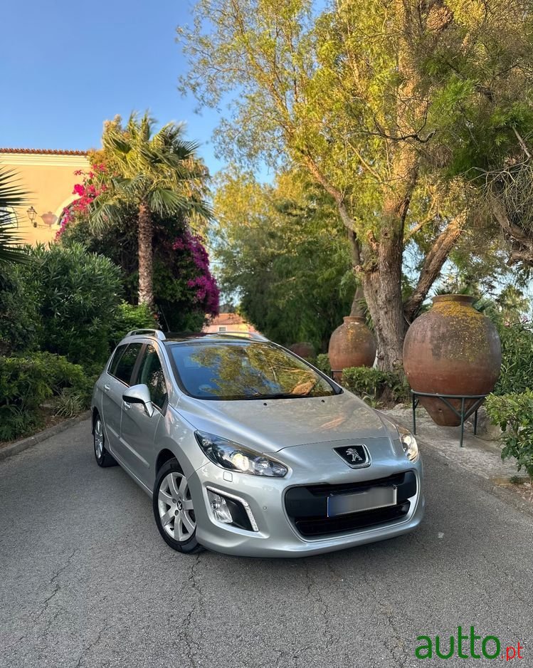 2013' Peugeot 308 Sw photo #4