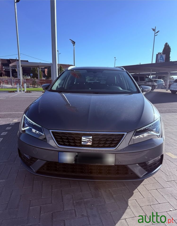 2018' SEAT Leon St 1.6 Tdi Style S/S photo #1