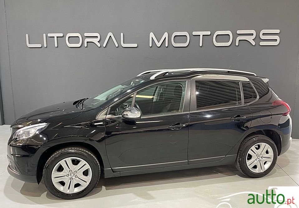 2019' Peugeot 2008 photo #3