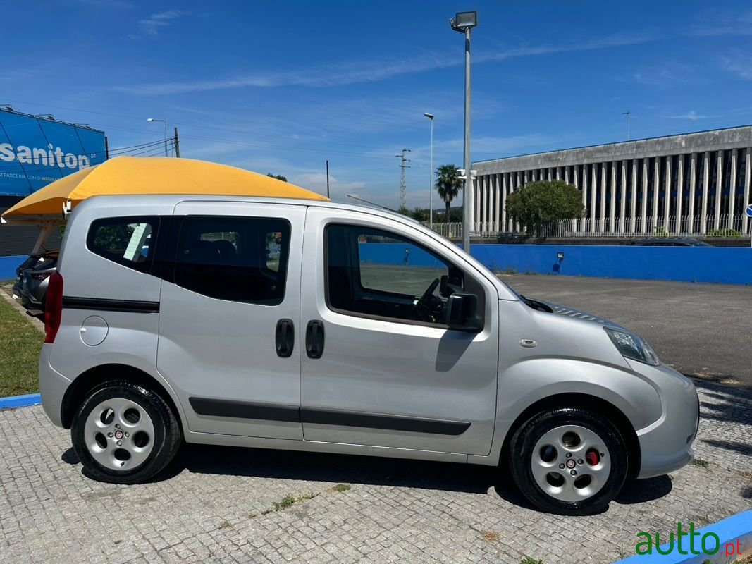 2012' Fiat Qubo photo #5