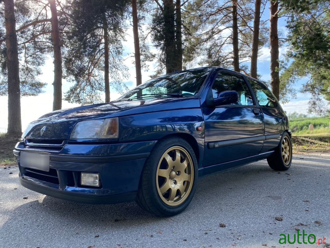 1994' Renault Clio photo #5