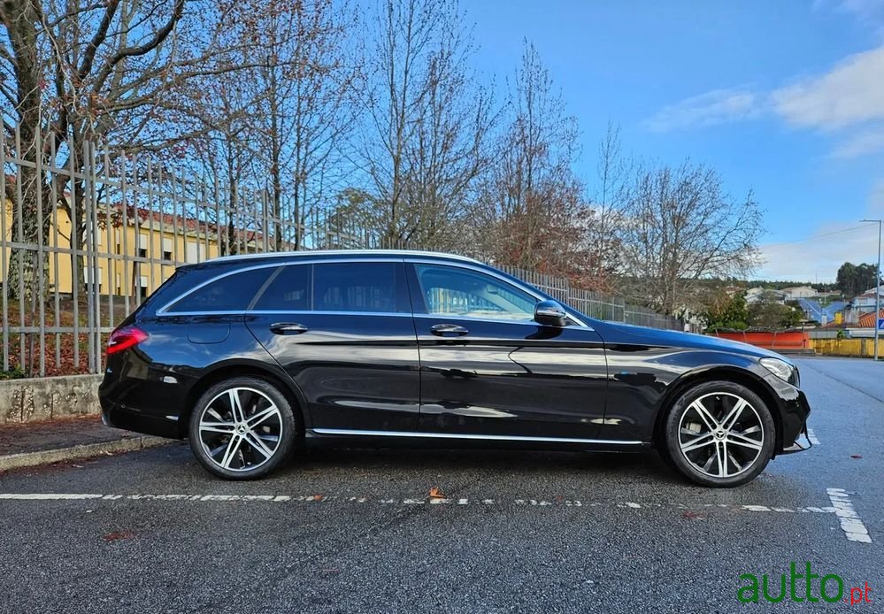 2019' Mercedes-Benz C 300 De Edition photo #2
