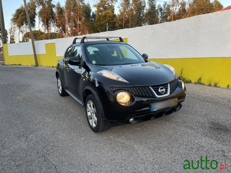 2011' Nissan Juke photo #2