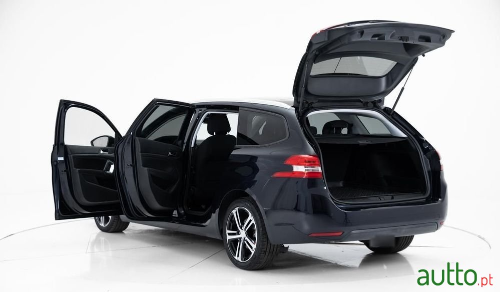 2016' Peugeot 308 Sw photo #5