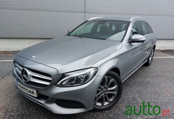 2015' Mercedes-Benz C-220 photo #1